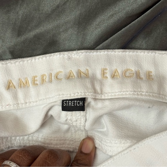 American eagle AE straight mom jeans white ripped knee distressed plus size 16R - Picture 8 of 14